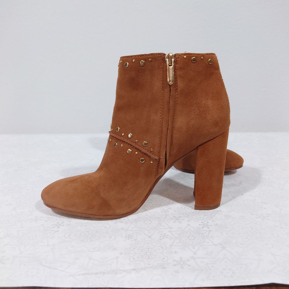 Sam Edelman Brown Suede Ankle BootsStylish ankle boots